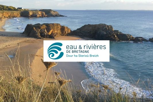 Mécénat Eau et Rivières de Bretagne Naéco Hostels s'engage