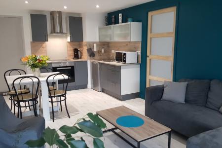 studio avec coin salon et cuisine - hotel le pouldu