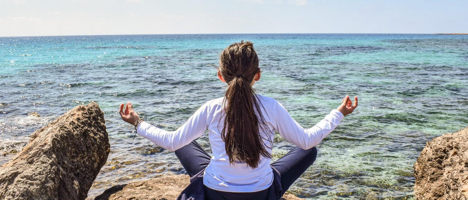 yoga au bord de l'eau - hotel bord de mer morbihan
