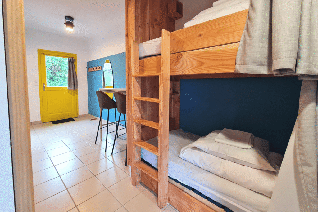 Dormitory youth hostel Audierne Finistere Surfhouse 1