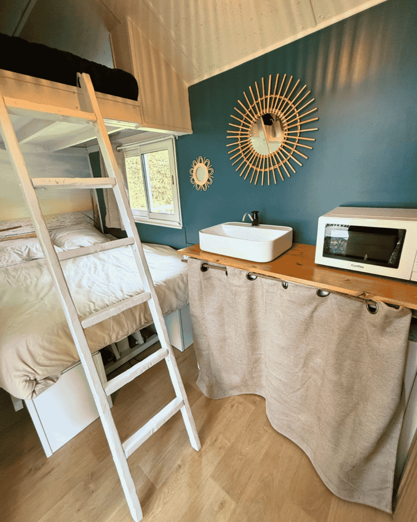 tiny house baie de quiberon morbihan tiny room naeco interieur